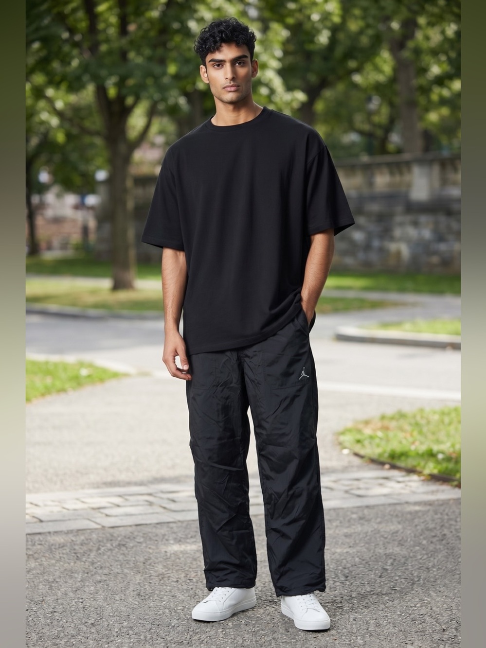Jordan Essentials
Men's Woven Trousers